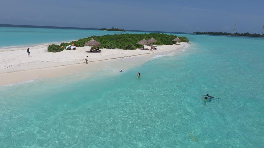 Ras Beach Inn Rasdhoo Buitenkant foto