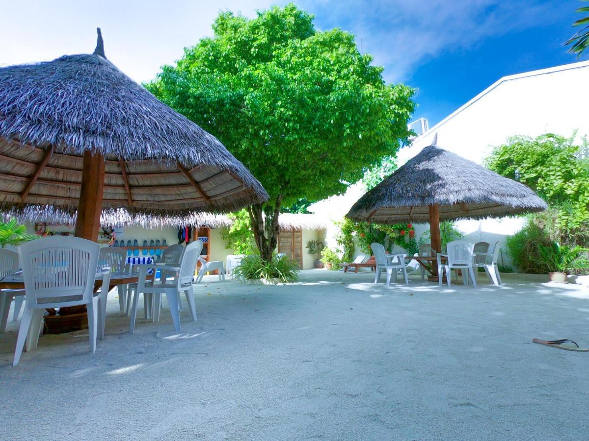Ras Beach Inn Rasdhoo Buitenkant foto